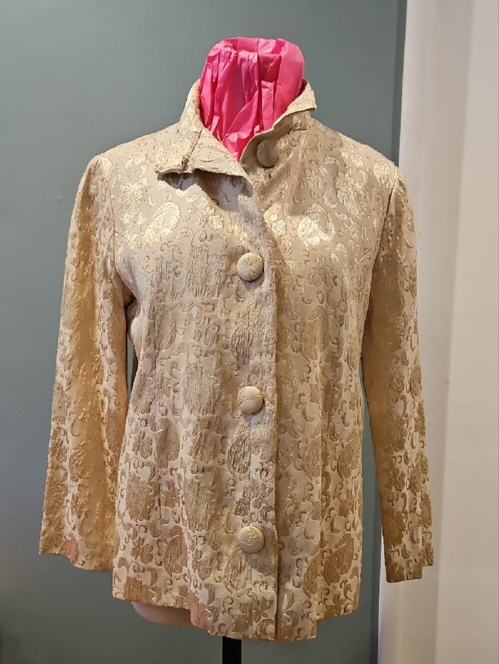 Vintage Pink Cream & Gold Brocade Stand-Collar Jacket 0265